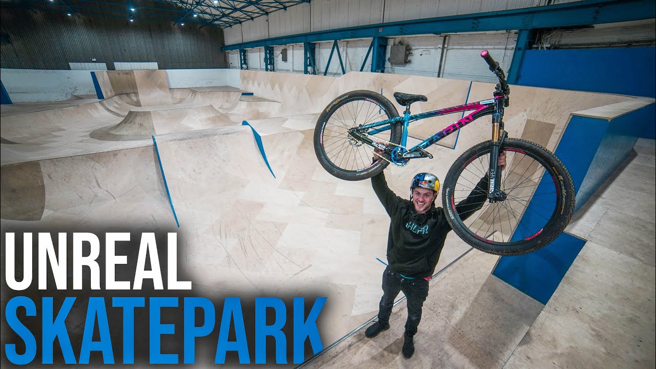 DIRT JUMP BIKE WITH PRO BMX RIDERS AT THIS UNREAL SKATEPARK!!