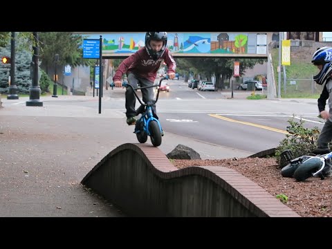 Mini BMX Street Stunts
